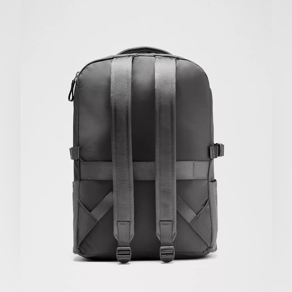 Lululemon New Crew Backpack_Navy Blue_Discontinued color - Picture 5 of 9